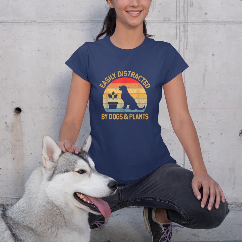 Easily distracted by dogs and plants T-Shirt - Image 8